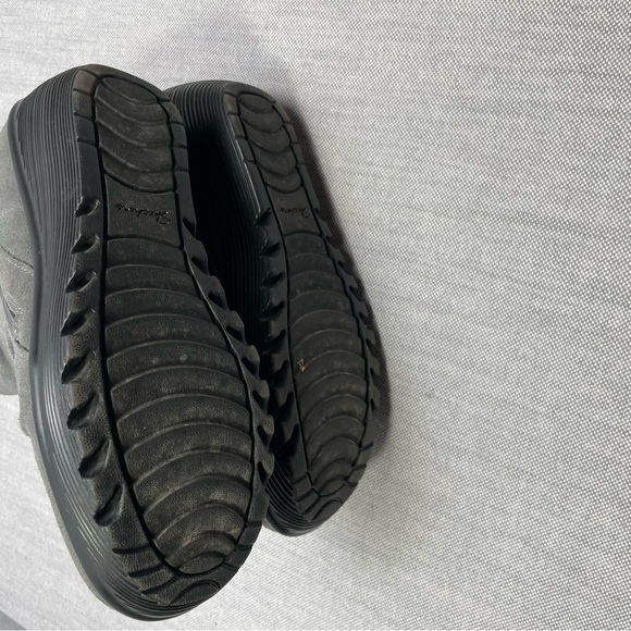 Skechers Pleated Gray Suede Air Cooled Memory Foam Platform Booties - Picture 8 of 10